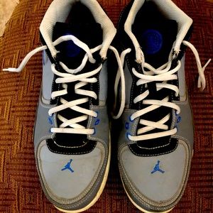 Men’s Jordan Blue / Gray. Size 11